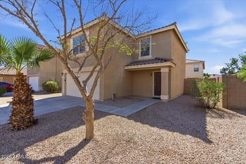 2413 Hazeltine Way, Chandler, AZ 85249