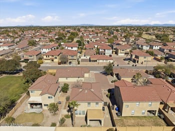 2413 Hazeltine Way, Chandler, AZ 85249