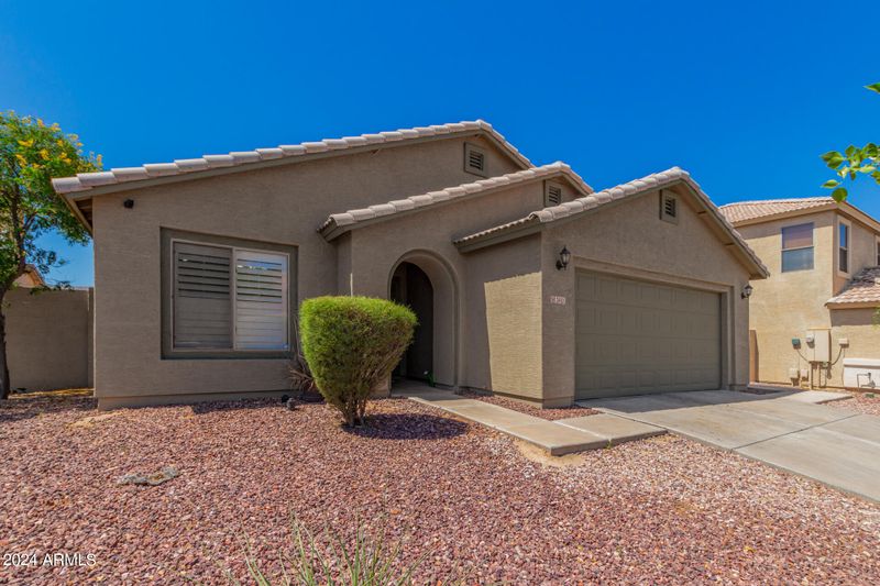 2413 W Carson Rd, Phoenix, AZ 85041