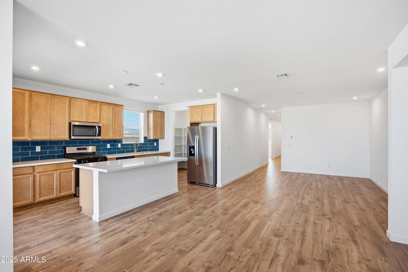 24138 W Carver Dr, Buckeye, AZ 85326