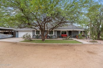 2414 220th Ln, Buckeye, AZ 85326