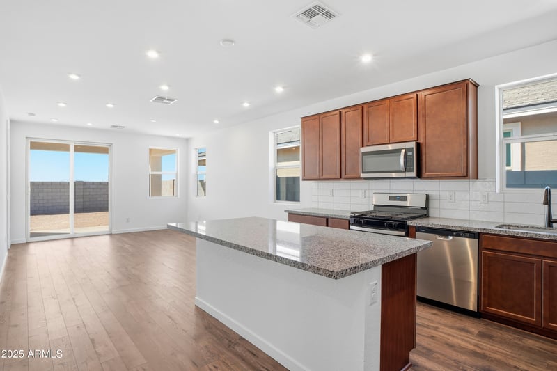 24145 W Carver Dr, Buckeye, AZ 85326