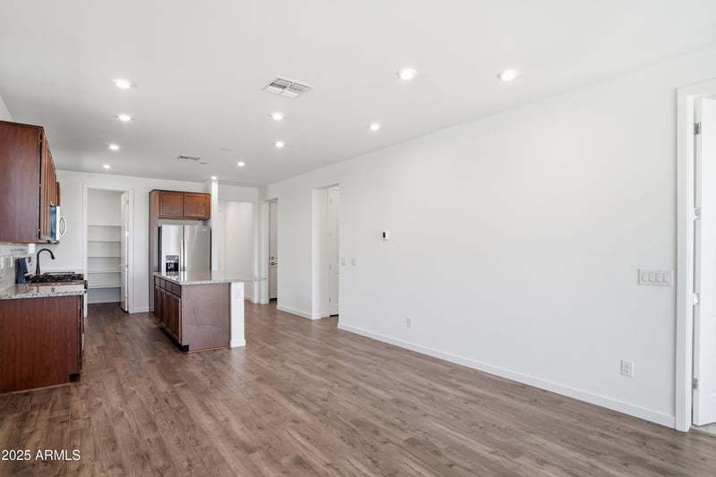24145 W Carver Dr, Buckeye, AZ 85326