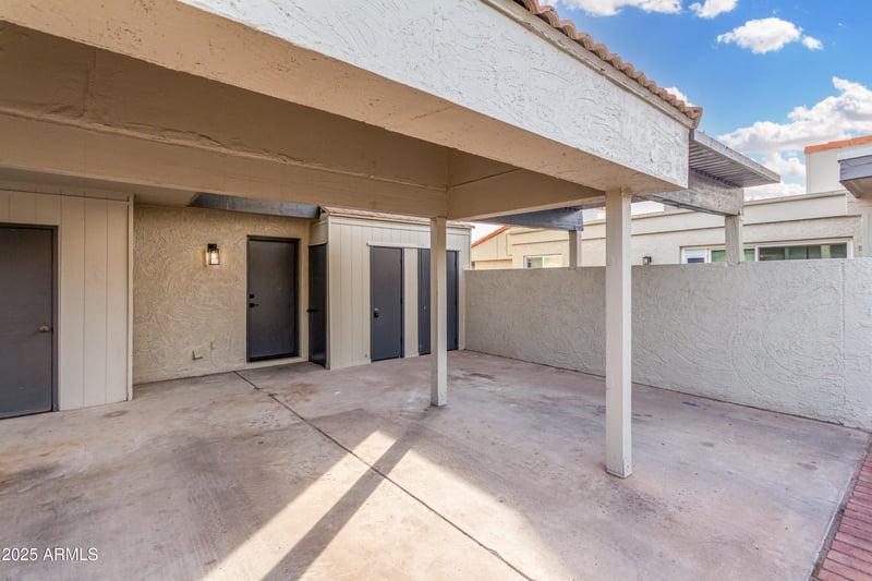 2415 Greenway Rd #6, Phoenix, AZ 85023
