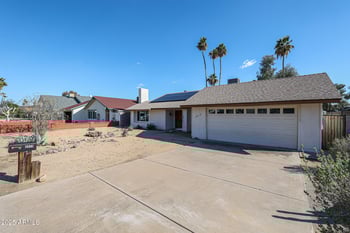 2415 Tierra Buena Ln, Phoenix, AZ 85023