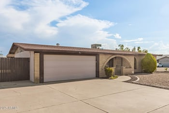 2415 Villa Rita Dr, Phoenix, AZ 85023