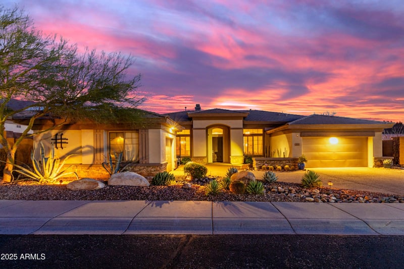 2415 W Hazelhurst Ct, Anthem, AZ 85086