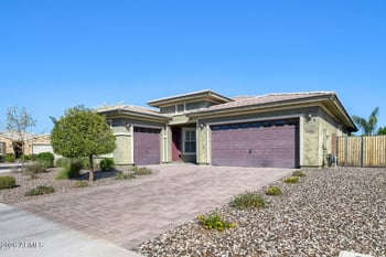2416 E Cherry Hill Dr, Gilbert, AZ 85298
