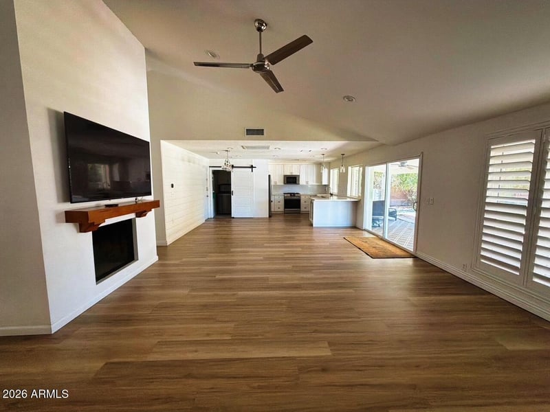 2416 Elmwood St, Mesa, AZ 85213