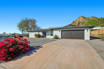 2416 E Piestewa Peak Dr, Phoenix, AZ 85016