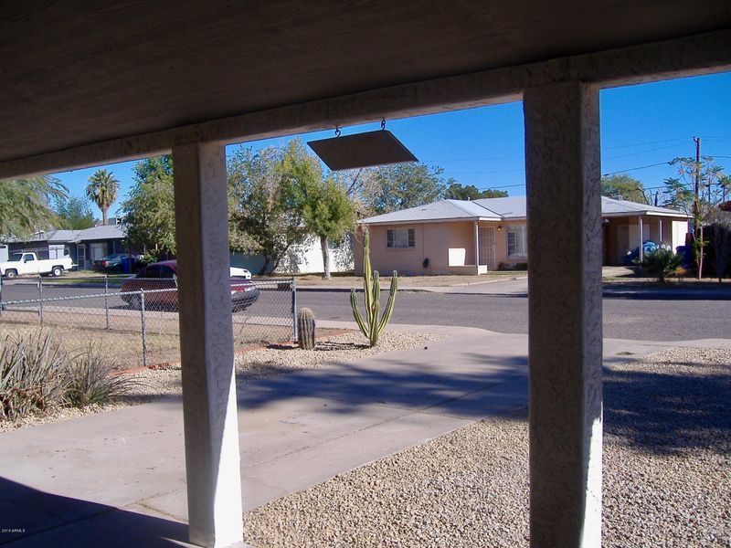 2416 N 37th Pl, Phoenix, AZ 85008