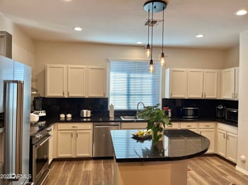 2416 Dusty Wren Dr, Phoenix, AZ 85085