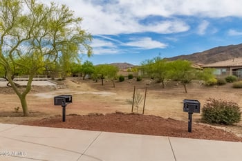 2416 W Kachina Trl, Phoenix, AZ 85041