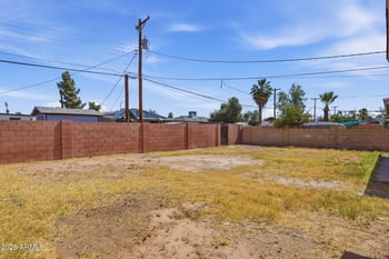 2416 Stella Ln, Phoenix, AZ 85015