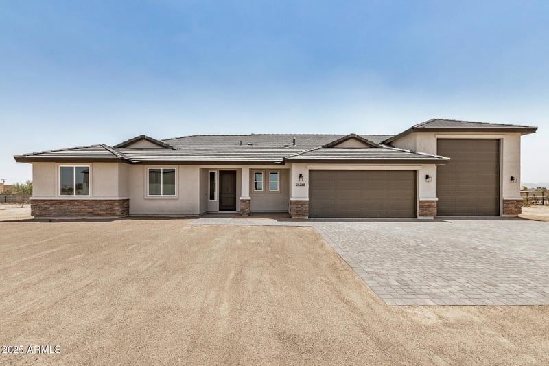 24168 196th Ln, Surprise, AZ 85387
