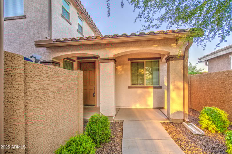 2417 73rd Dr, Phoenix, AZ 85035