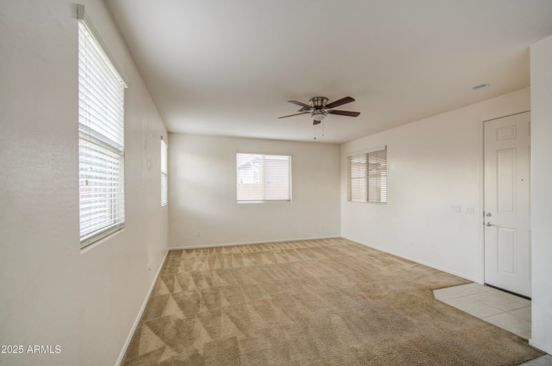 2417 73rd Dr, Phoenix, AZ 85035