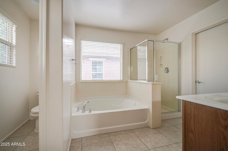 2417 73rd Dr, Phoenix, AZ 85035