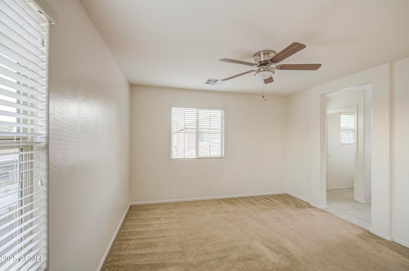 2417 73rd Dr, Phoenix, AZ 85035