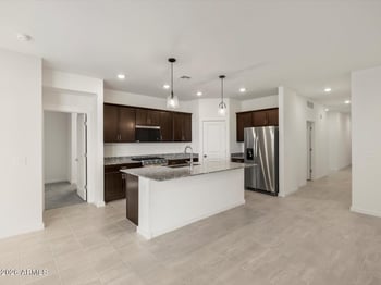 2417 Enantio Rd, San Tan Valley, AZ 85143