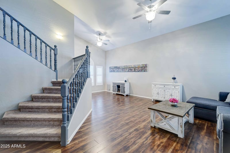 2417 E Rockledge Rd, Phoenix, AZ 85048