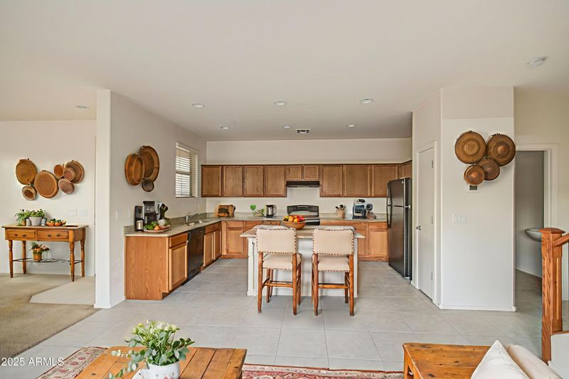 2417 N 73rd Dr, Phoenix, AZ 85035