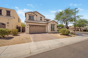 2417 Barwick Dr, Phoenix, AZ 85085