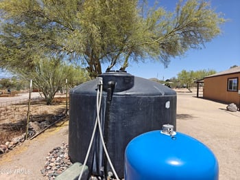 2417 Roughrider Rd, New River, AZ 85087