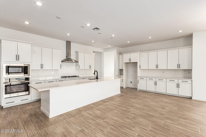 24172 172nd Dr, Surprise, AZ 85387