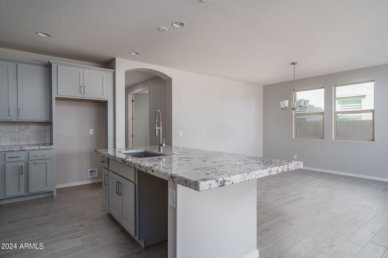 24173 160th Ave, Surprise, AZ 85387