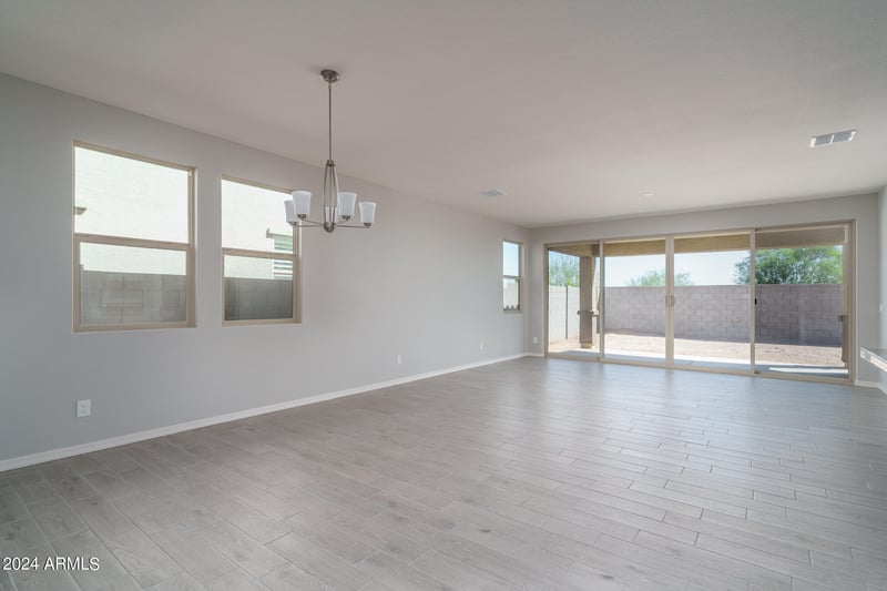 24173 160th Ave, Surprise, AZ 85387