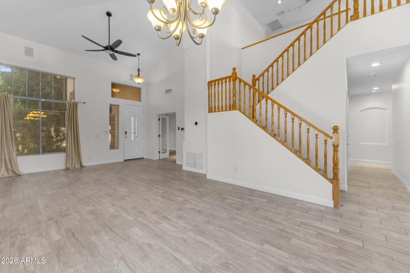 2418 Glass Ln, Phoenix, AZ 85042