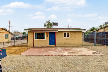 2418 E Mobile Ln, Phoenix, AZ 85040