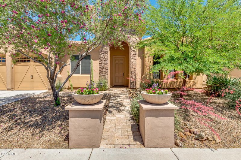 2418 E Park View Ln, Phoenix, AZ 85024