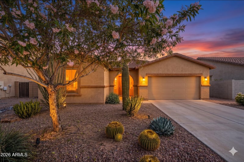2418 Angel Way, San Tan Valley, AZ 85144