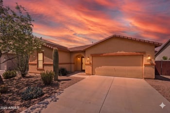 2418 Angel Way, San Tan Valley, AZ 85144