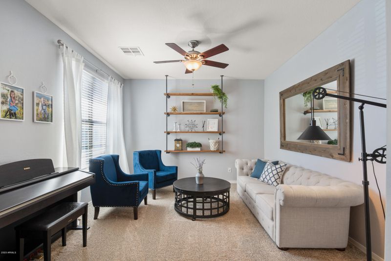 2418 W Maya Way, Phoenix, AZ 85085