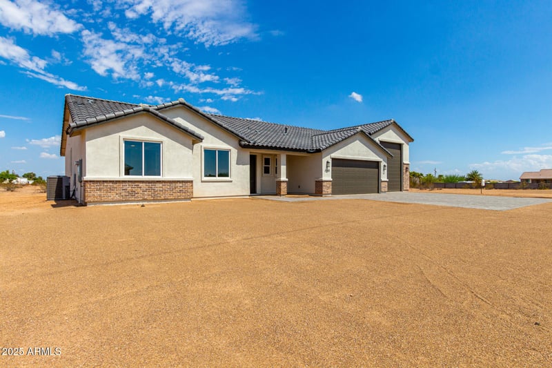 24183 196th Ln, Surprise, AZ 85387