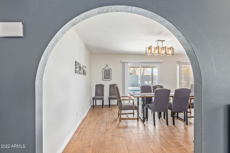 2419 E Dolphin Ave, Mesa, AZ 85204