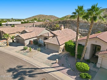 2419 Silverwood Dr, Phoenix, AZ 85048