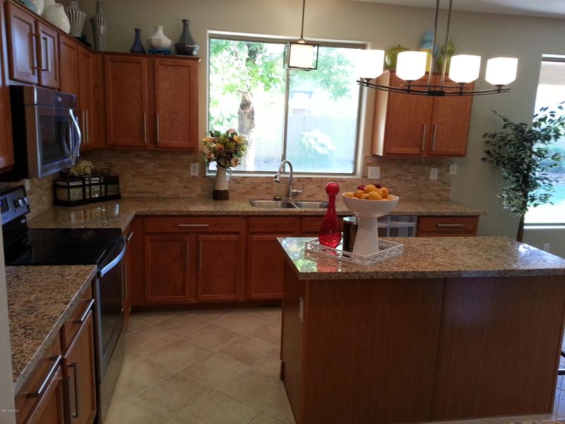 2419 W Carter Rd, Phoenix, AZ 85041