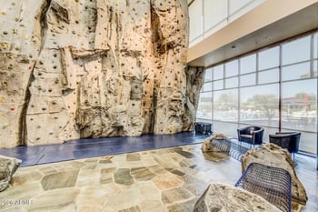 2419 Warren Dr, Anthem, AZ 85086