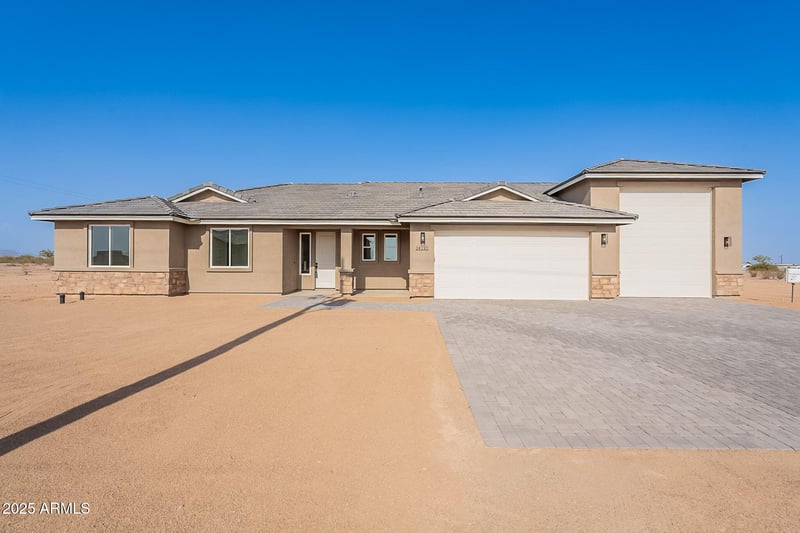 24191 196th Ln, Surprise, AZ 85387