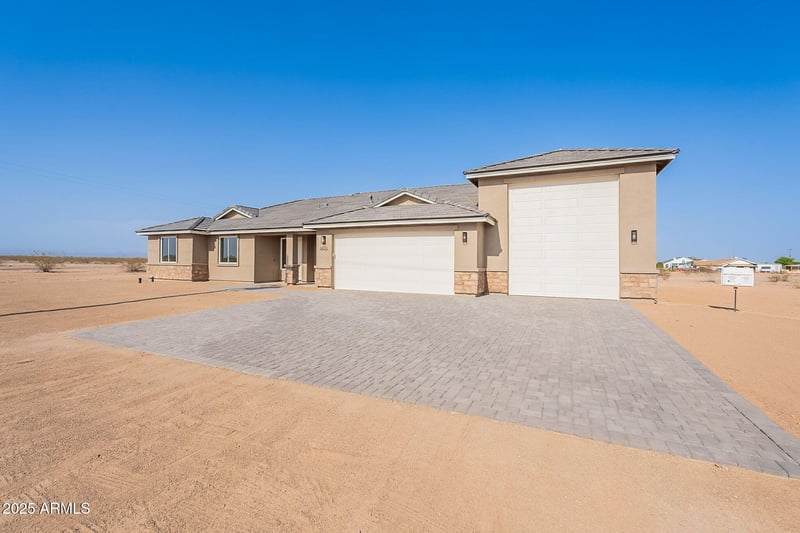 24191 196th Ln, Surprise, AZ 85387