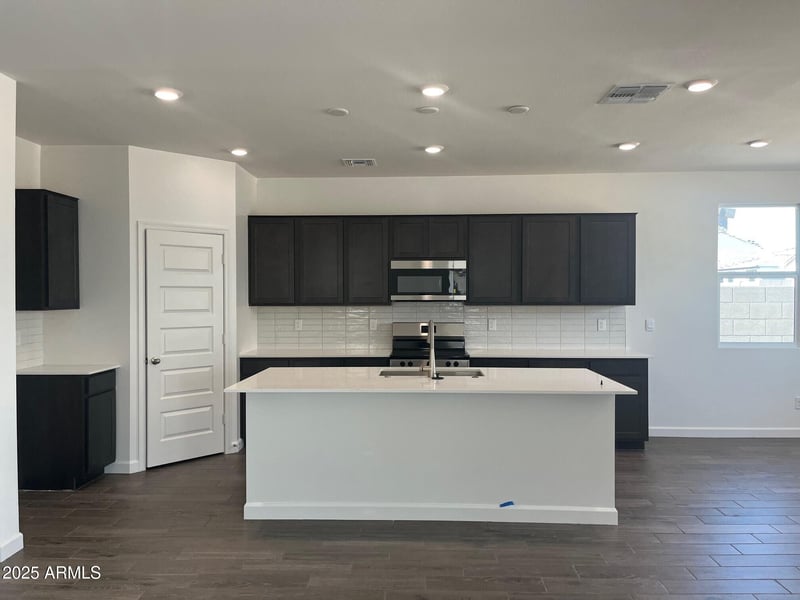 24198 Hacienda Ave, Buckeye, AZ 85326