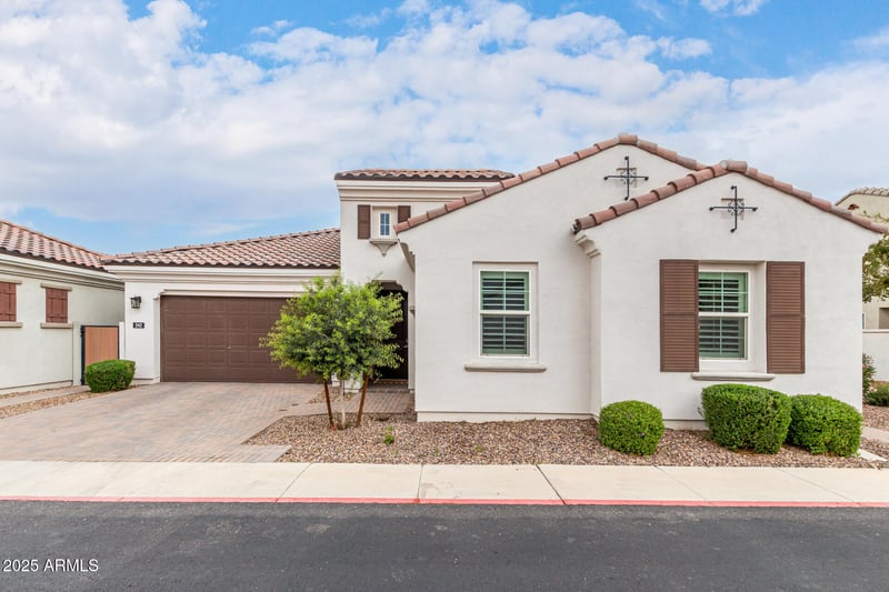 242 Aster Dr, Chandler, AZ 85286