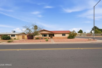 242 La Canada Blvd, Goodyear, AZ 85338