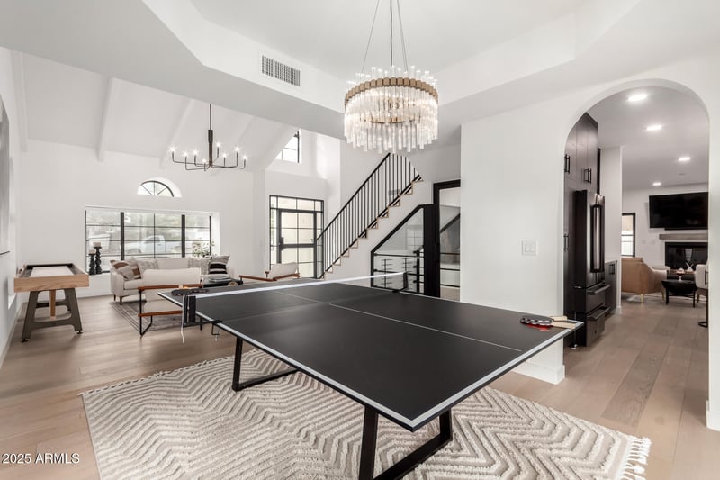 242 Royal Palm Rd, Phoenix, AZ 85021