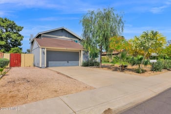 2420 Mandalay Ln, Phoenix, AZ 85023