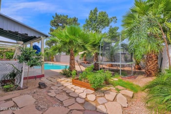 2420 Mandalay Ln, Phoenix, AZ 85023